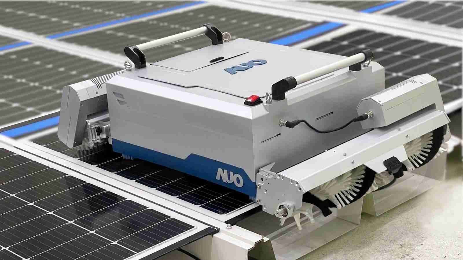 Wepay致力EPC场域技术升级，，导入清洁机器人搭配传感器与AI数据分析，，大幅减少维运成本