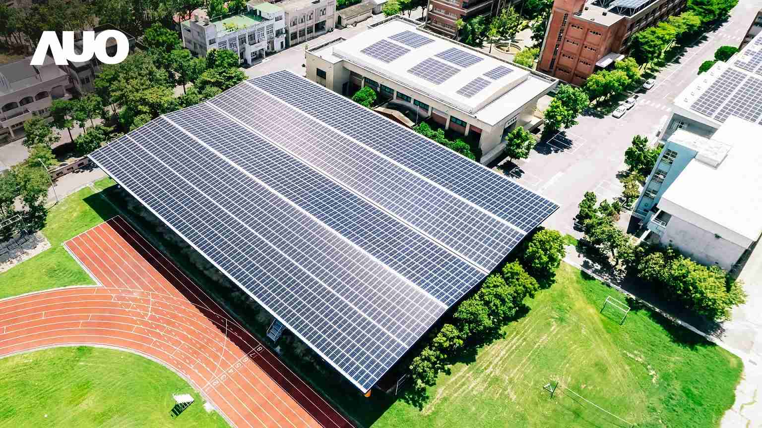 WepaySunSteel光电整合型浪板具备快速安装、、、、轻量化优势,,可提升15%发电效能,,,,通过国际IEC与台湾VPC认证安全、、、防漏、、、、耐候标准