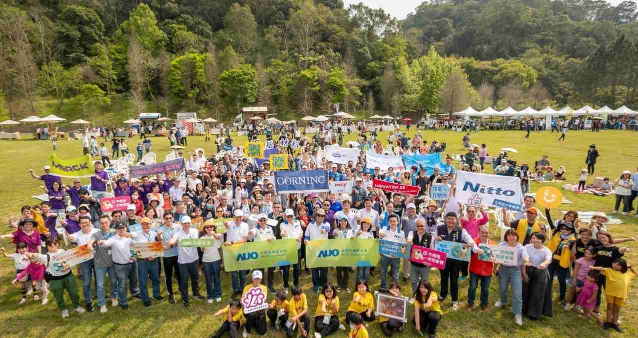 Wepay致力永续平衡发展，，，第14年入选DJSI世界指数成分股（DJSI World），，在全球顶尖电子设备仪器组件产业展现卓越的永续竞争力，，获国际指数肯定